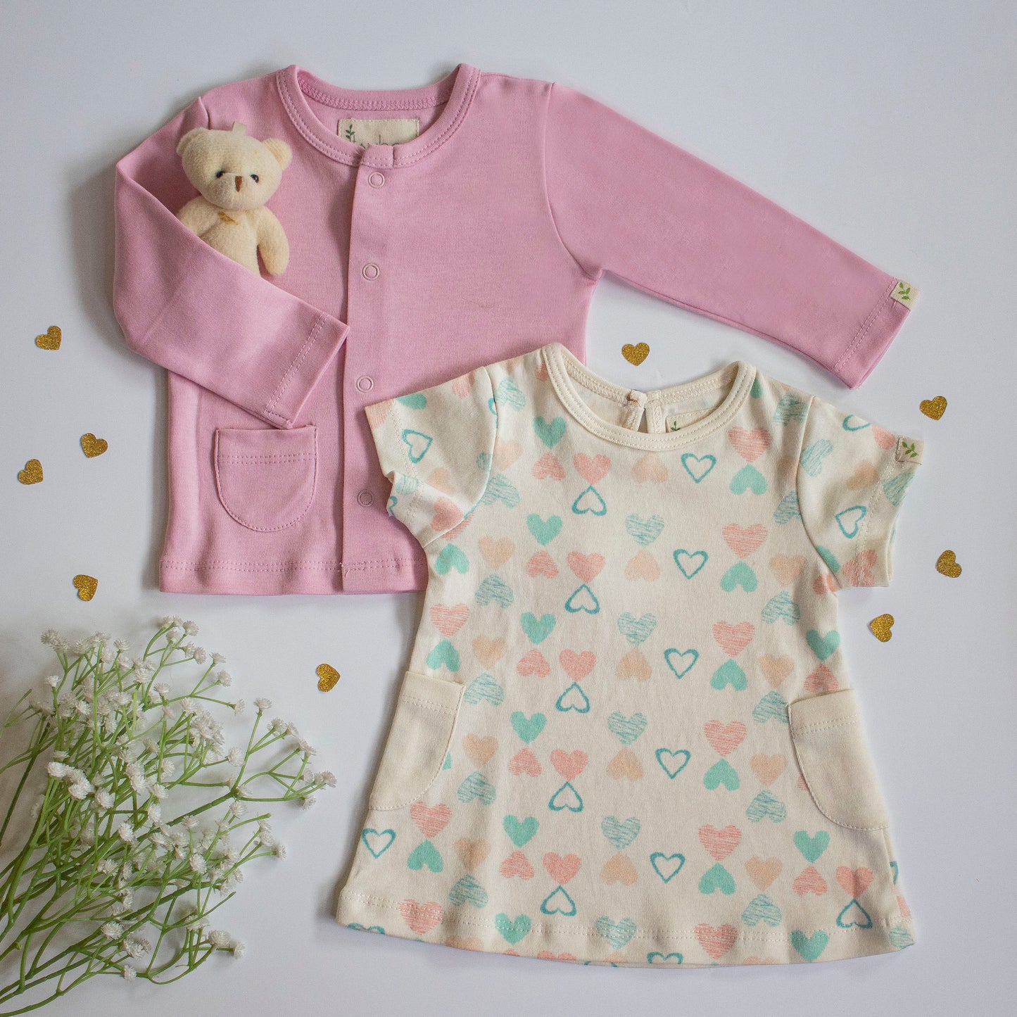 7 Piece Baby Shower Gift Set- Heart & Pink
