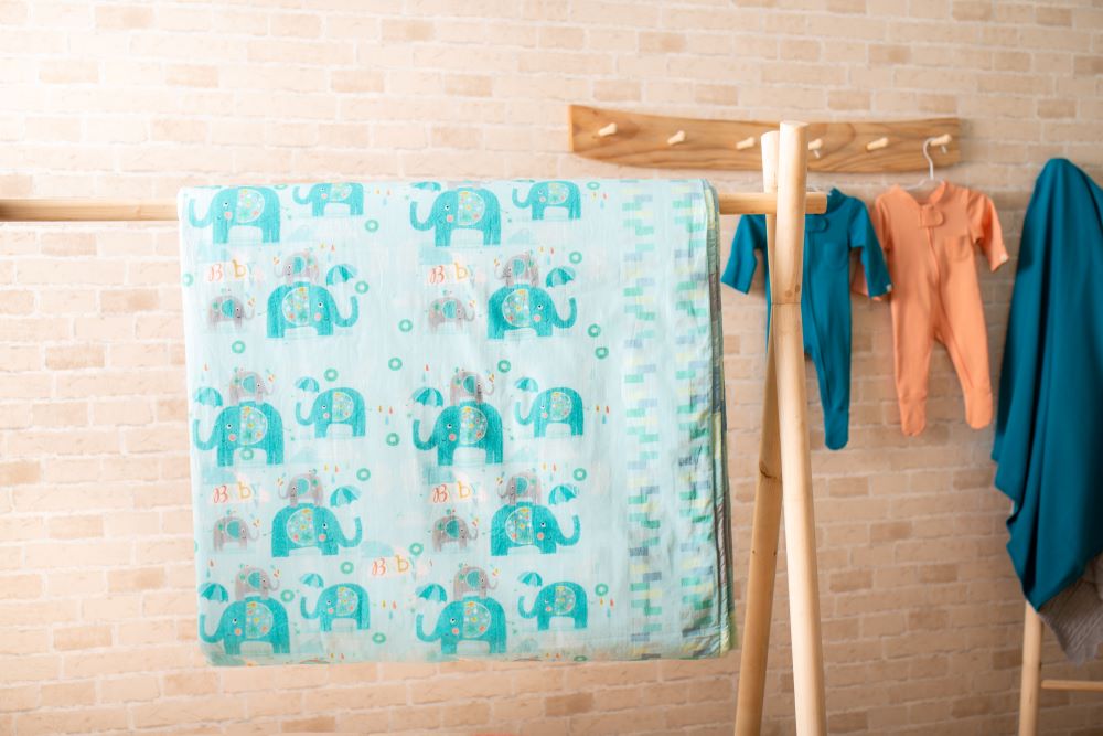 BABY ELEPHANTA QUILT - ITSYBOO