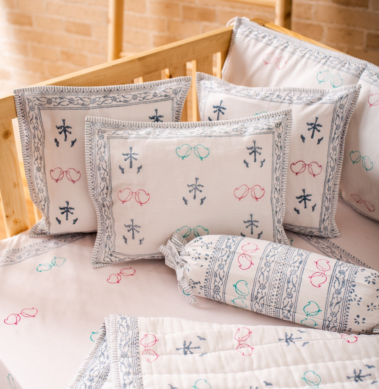 BABY BEDDING SET- BIRD & TREE - ITSYBOO