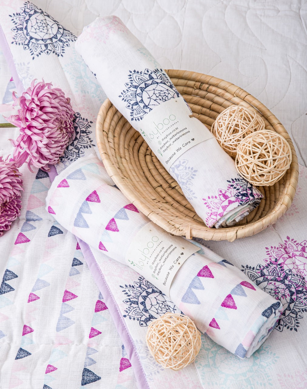 MANDALA AND FLAG MUSLIN SWADDLE - ITSYBOO