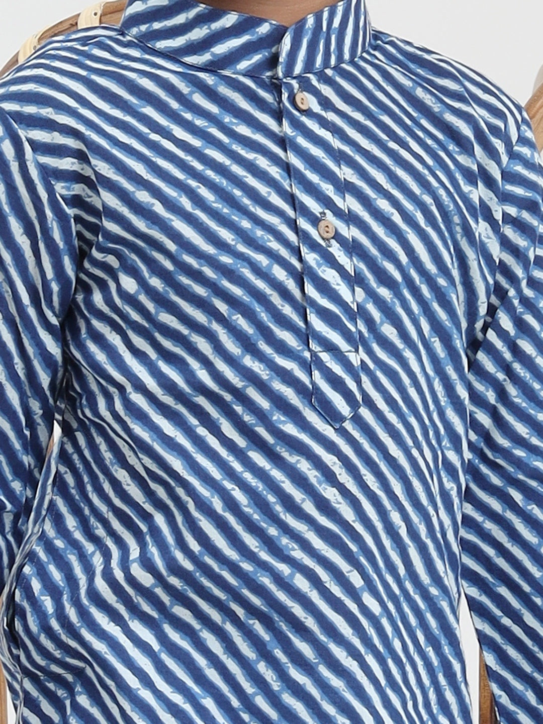 Blue Lehriya Mandarin Collar Pure Cotton Kurta Set - ITSYBOO